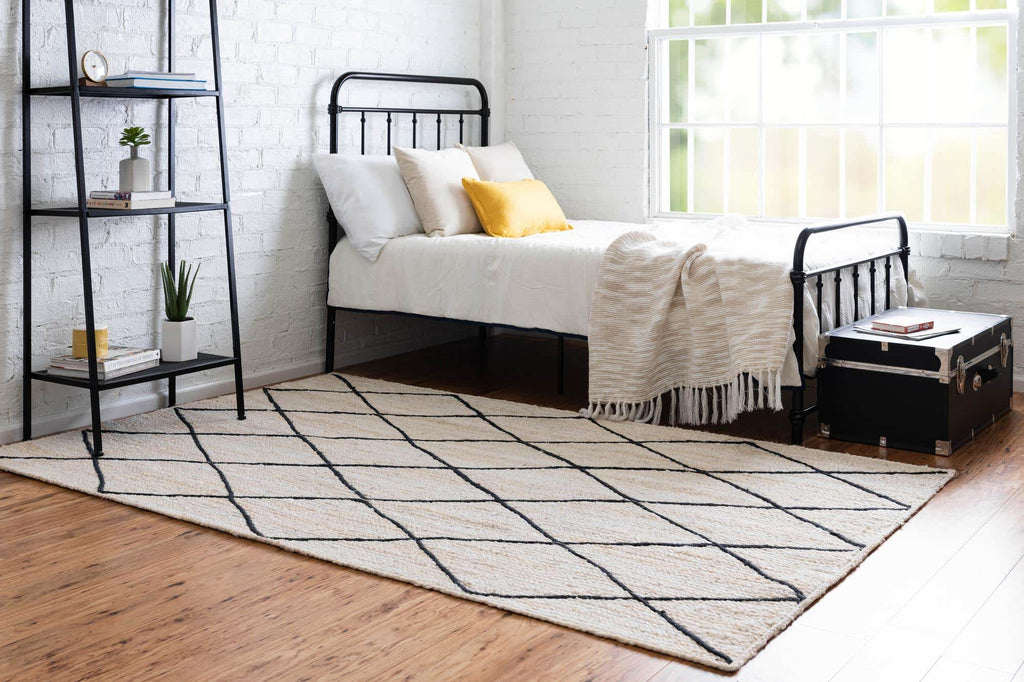 Trellis Braided Jute Rug - The Nifty Decor