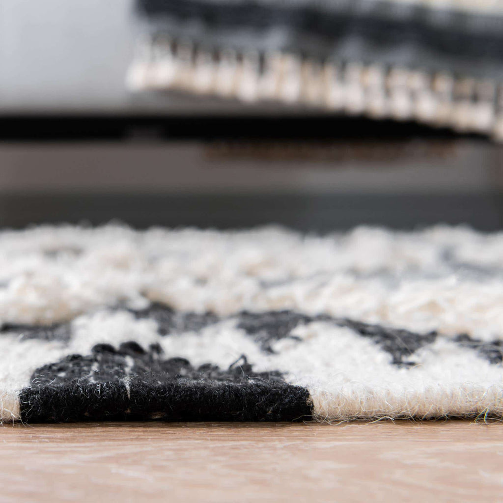 Mesa Rug - The Nifty Decor