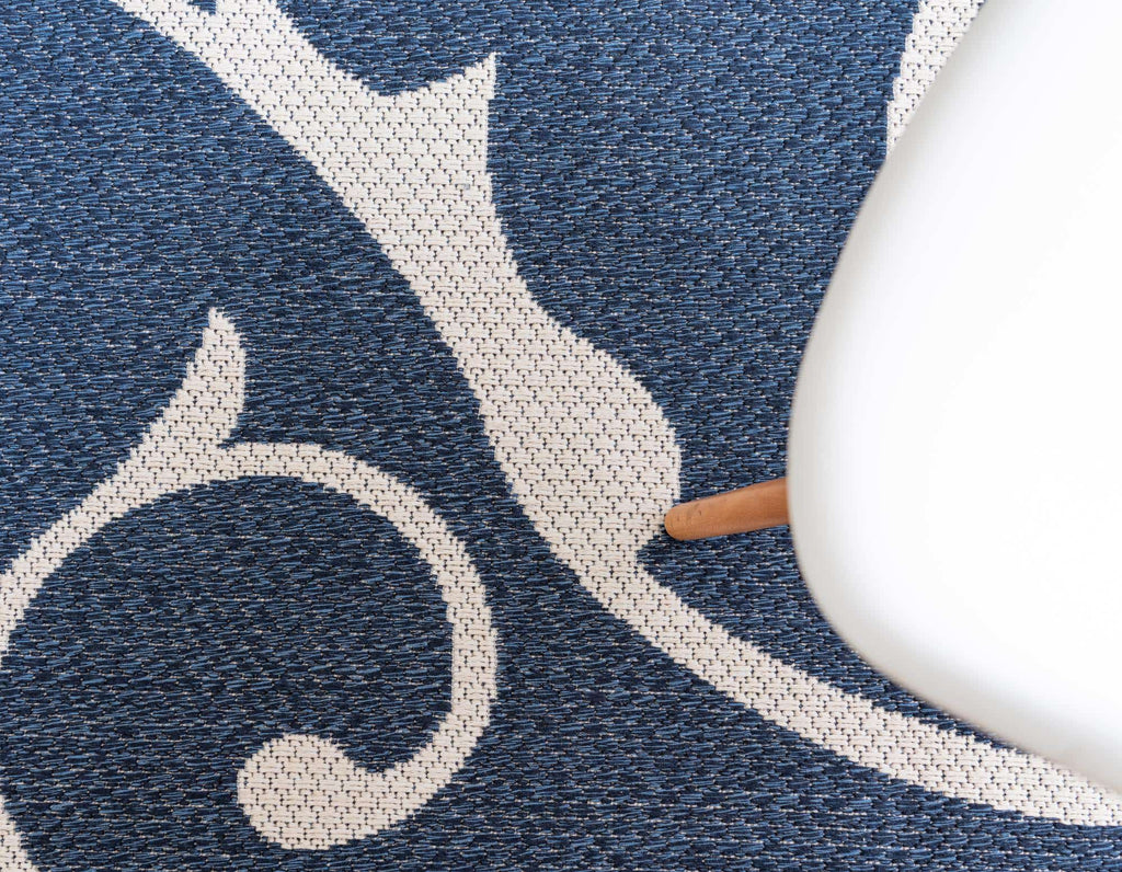 Scroll Decatur Rug - The Nifty Decor