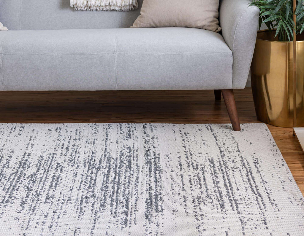 Static Decatur Rug - The Nifty Decor