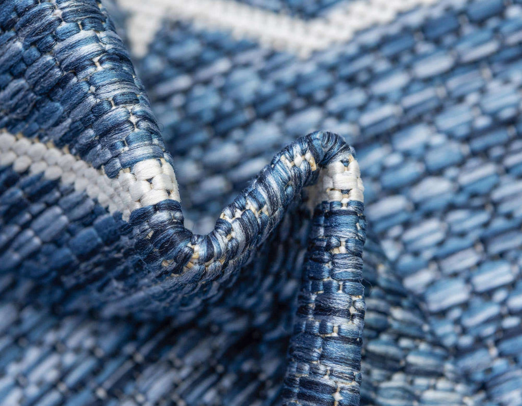 Outdoor Links Trellis Rug - The Nifty Decor