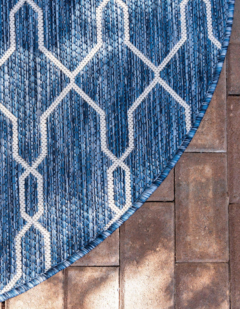 Outdoor Links Trellis Rug - The Nifty Decor