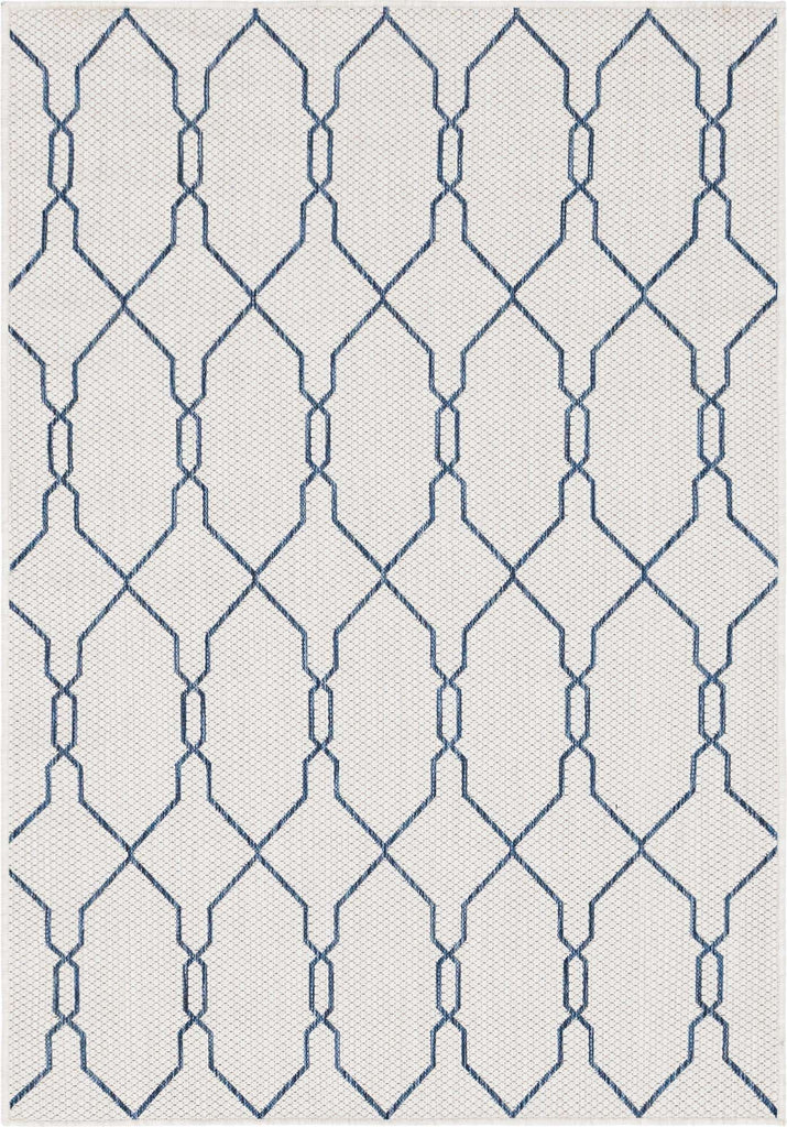 Outdoor Links Trellis Rug - The Nifty Decor