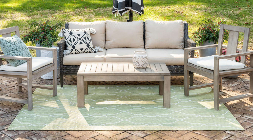 Outdoor Links Trellis Rug - The Nifty Decor