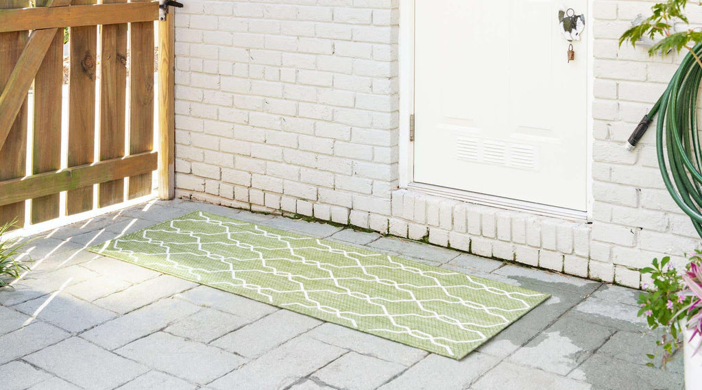 Outdoor Links Trellis Rug - The Nifty Decor