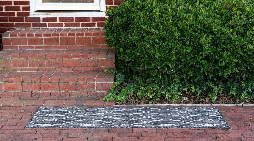 Outdoor Links Trellis Rug - The Nifty Decor
