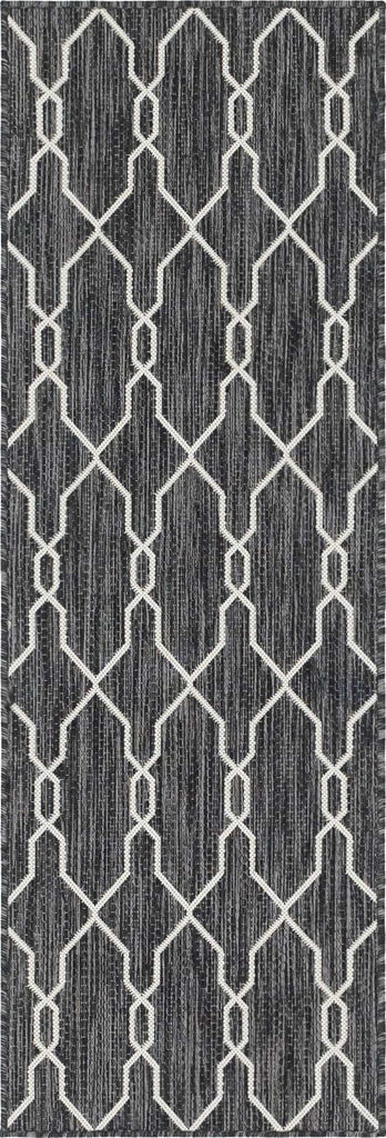 Outdoor Links Trellis Rug - The Nifty Decor