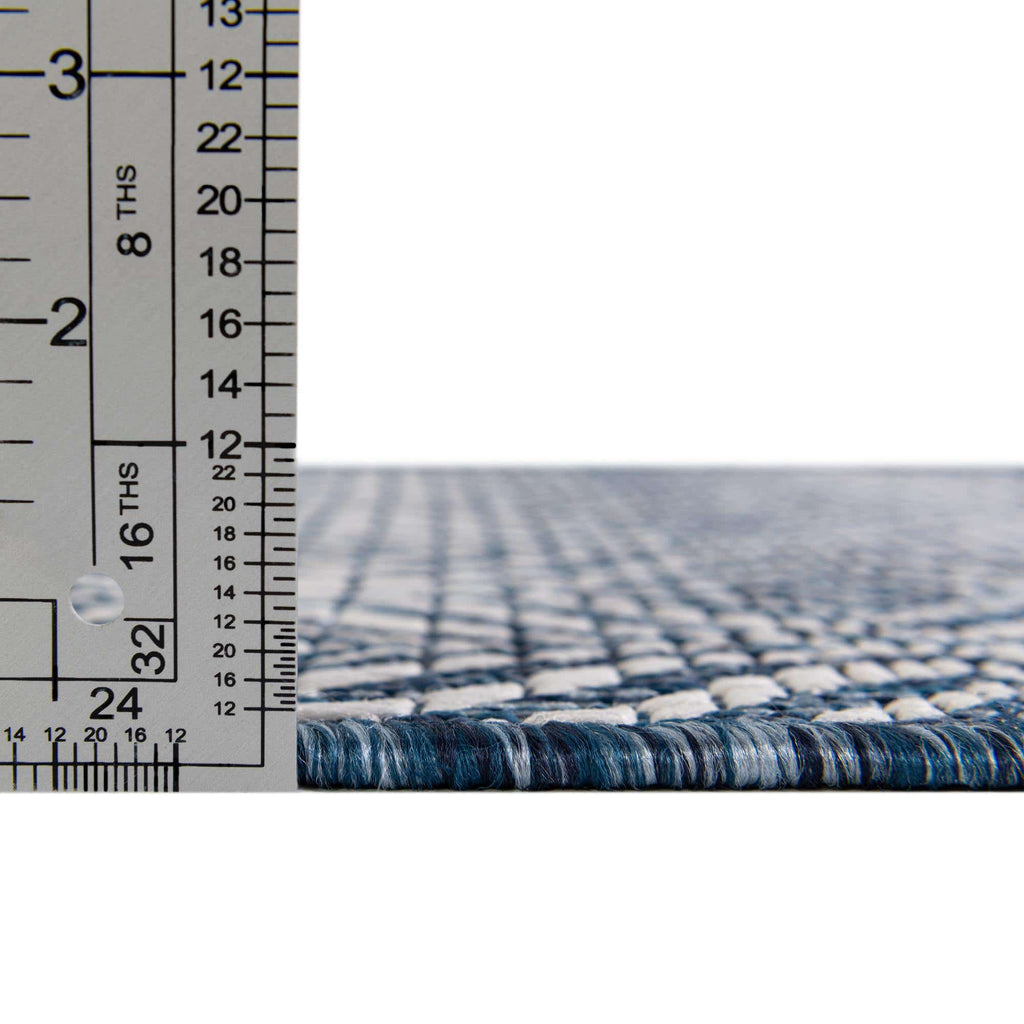 Outdoor Deco Trellis Rug - The Nifty Decor