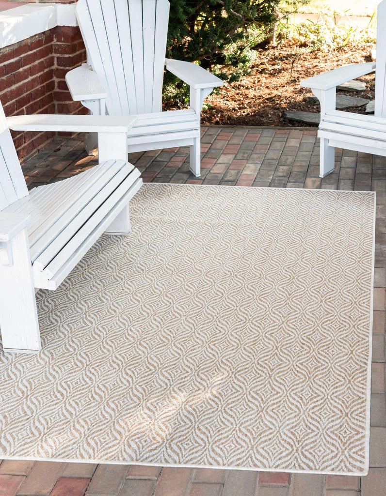 Outdoor Deco Trellis Rug - The Nifty Decor