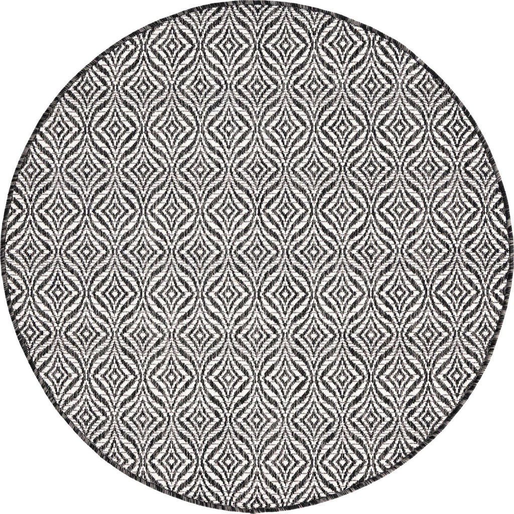 Outdoor Deco Trellis Rug - The Nifty Decor