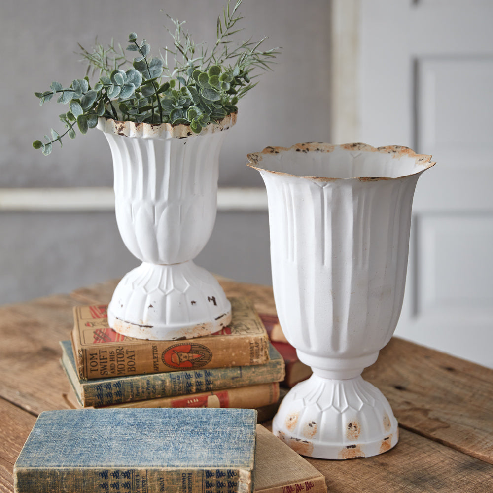 Large Scalloped Vase - Bombay Mercantile