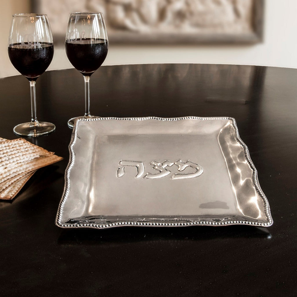 Matza Plate with Pearls - The Nifty Decor