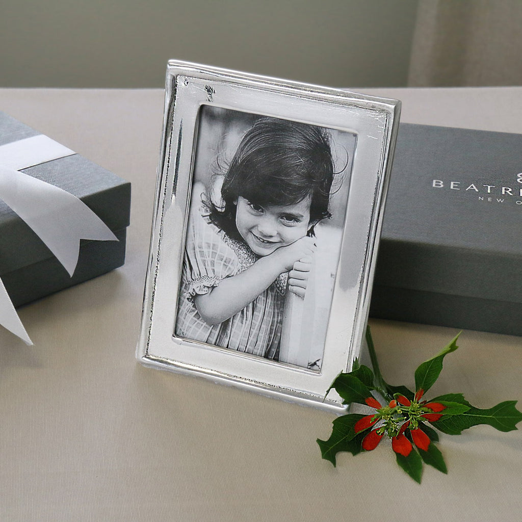 Jason 4 x 6 Vertical Frame - The Nifty Decor