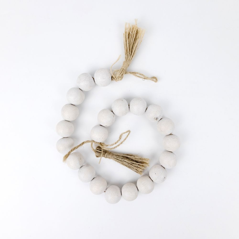 White small Garland with Tassels - The Nifty Decor