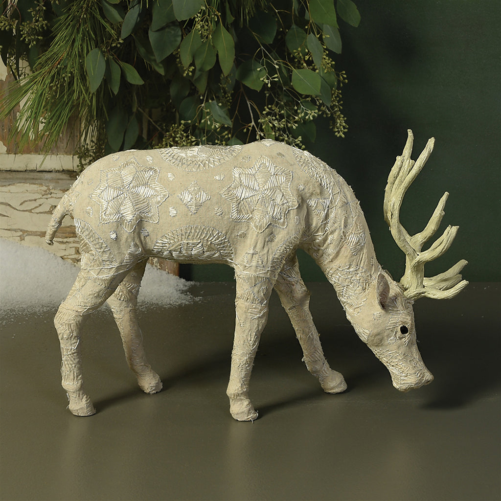 Embroidered White Scandinavian Stag Grazing - Large - The Nifty Decor