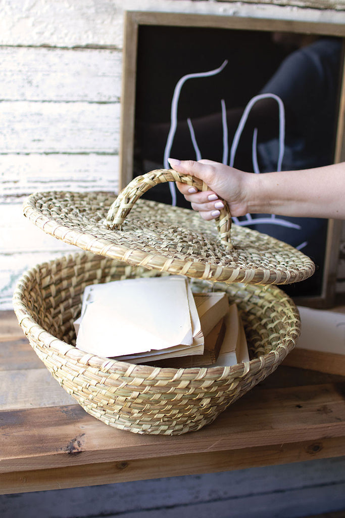 Basket with lid & handle - The Nifty Decor
