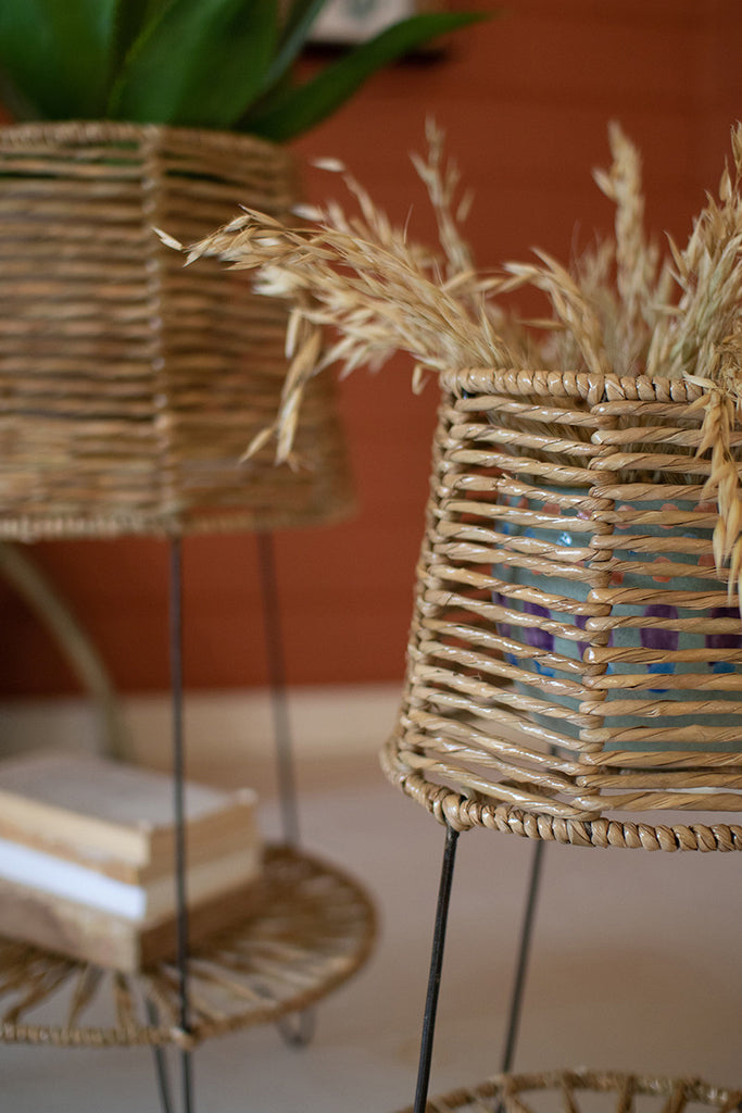 Seagrass and iron plant stands, set of 2 - The Nifty Decor