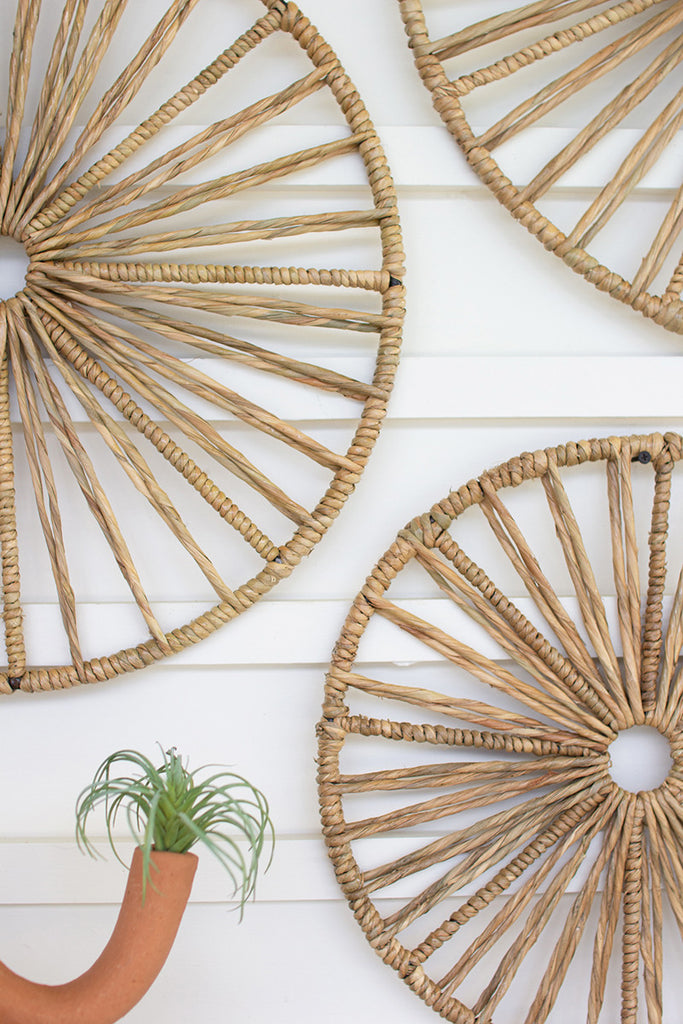 Set of 3 spoked seagrass wall art - The Nifty Decor