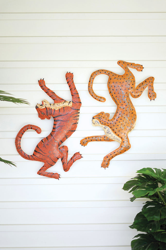 Set of 2 hand-hammered wall hanging - The Nifty Decor