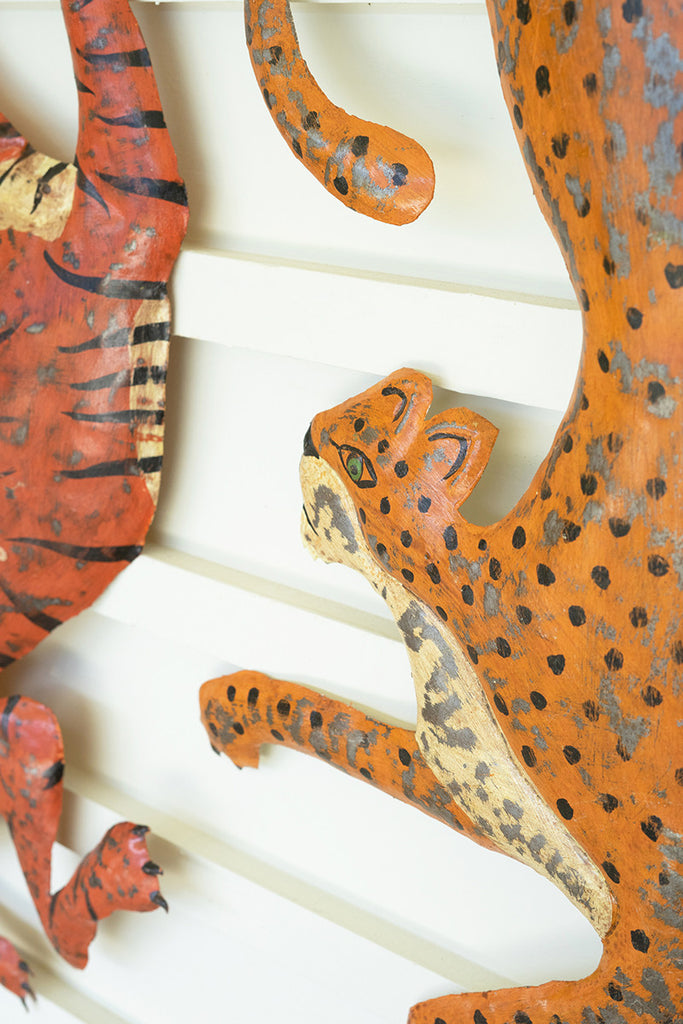 Set of 2 hand-hammered wall hanging - The Nifty Decor