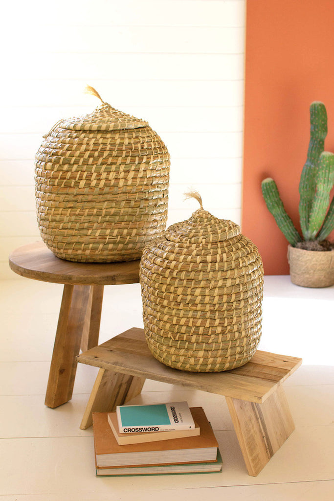 Set of 2 oval seagrass baskets with lids - Bombay Mercantile