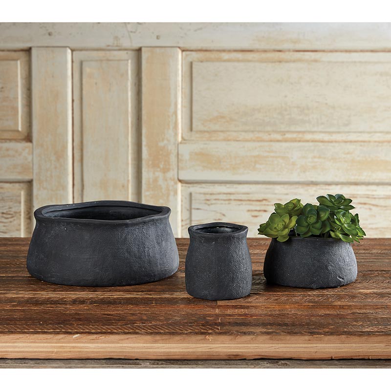 Matte Black Round Vase - Bombay Mercantile
