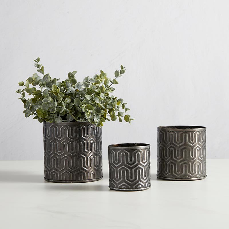 Black Zinc Holders - Bombay Mercantile