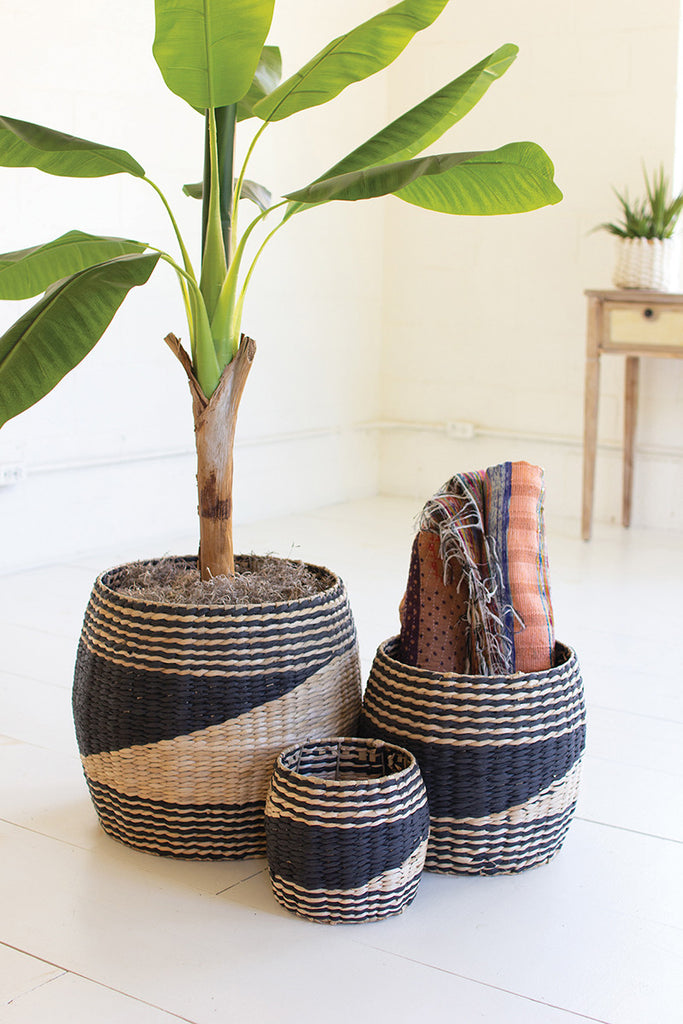 Black and seagrass baskets, set of 3 - The Nifty Decor
