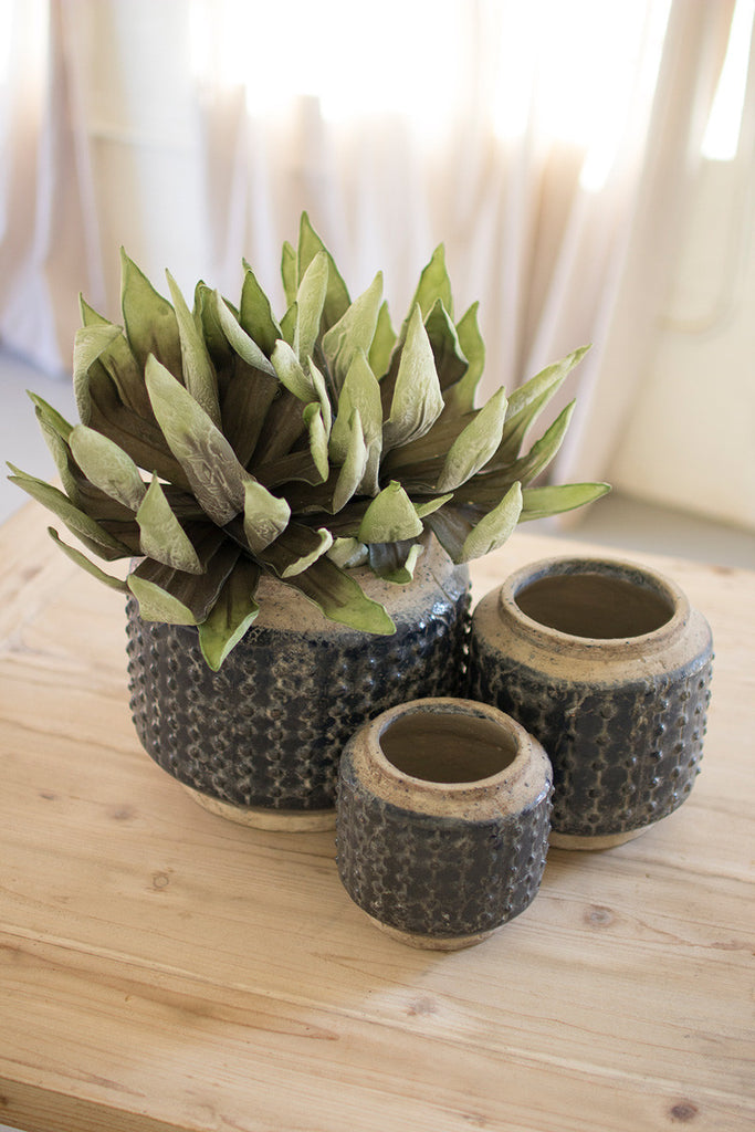 Knobby pots, set of 3 - The Nifty Decor