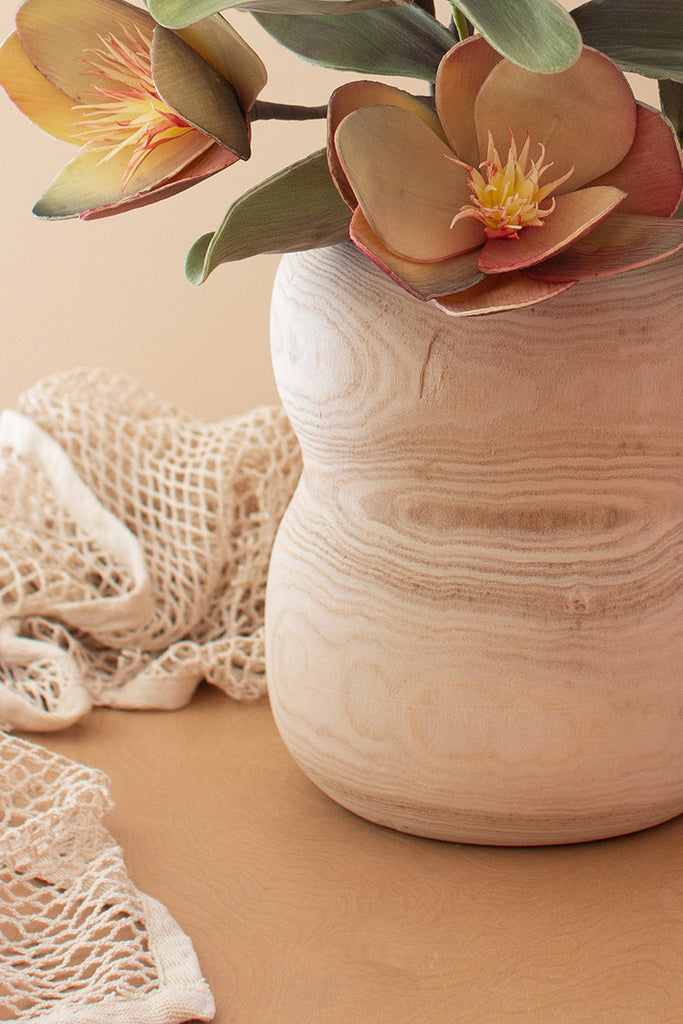 Wooden hour glass planter - The Nifty Decor