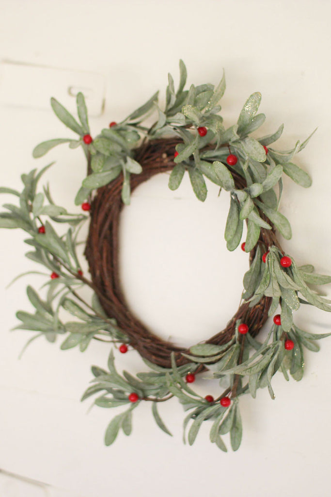 Artificial mistletoe wreath (Box) - The Nifty Decor