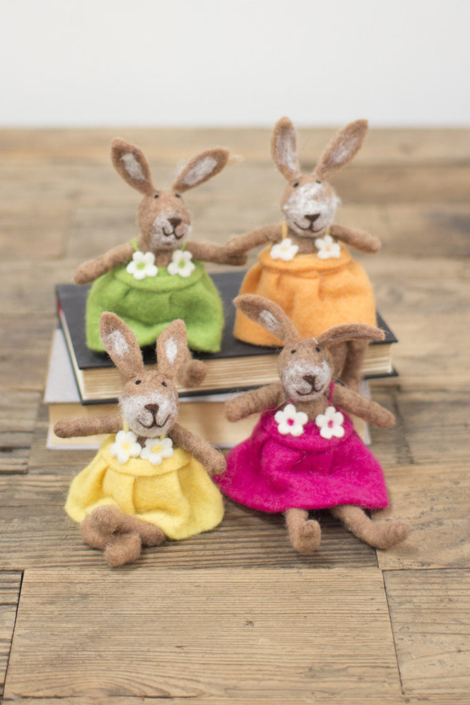 Colourful felt rabbits, set of 4 - The Nifty Decor