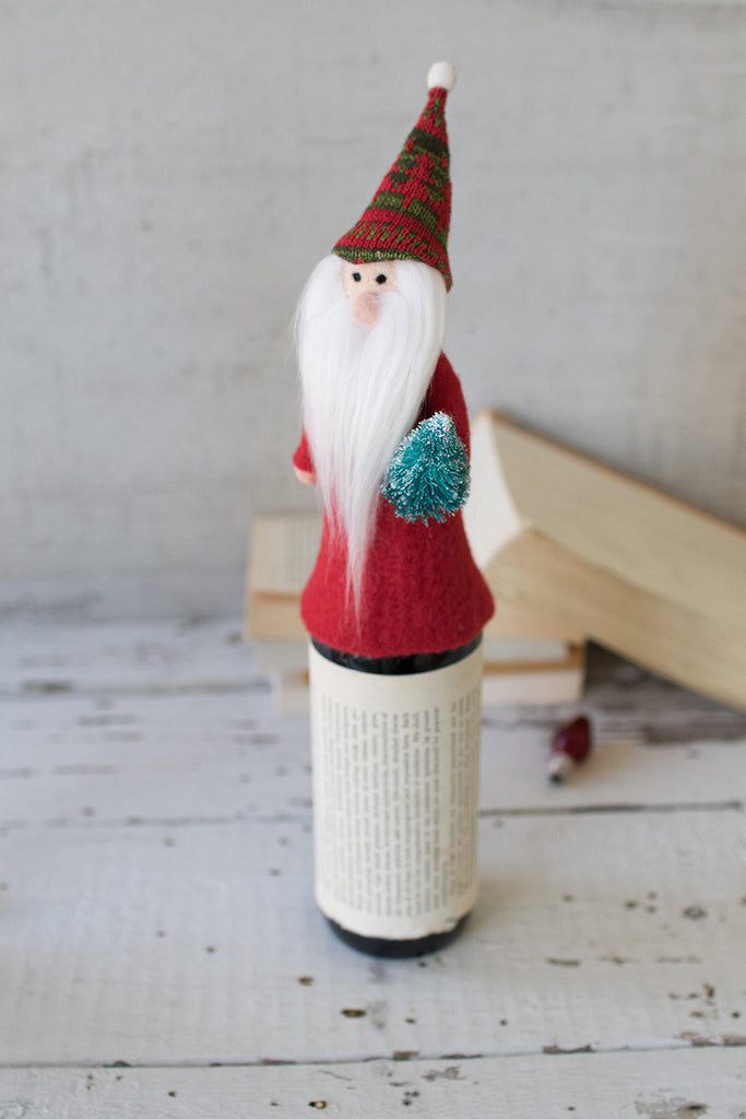 Felt santa christmas wine topper - The Nifty Decor