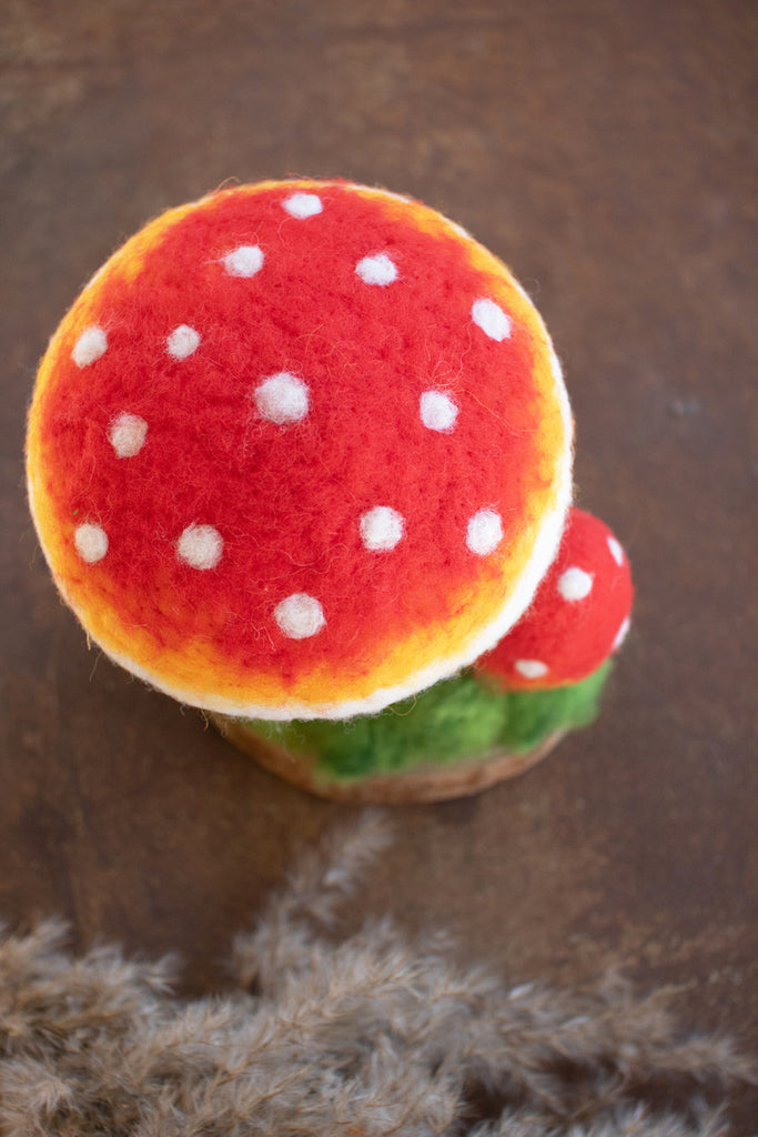 Felt toadstool mushroom - Bombay Mercantile
