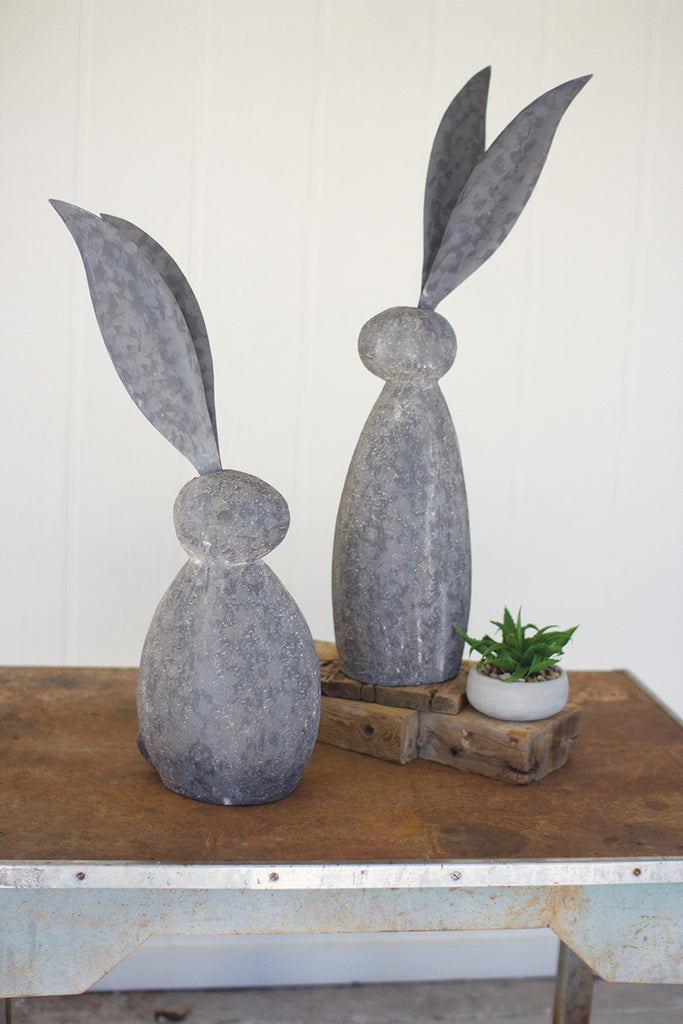 Faux stone rabbit - The Nifty Decor