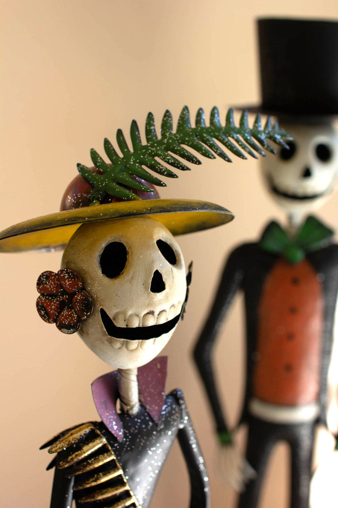 Set of 2 painted metal halloween day of the dead couple - Bombay Mercantile
