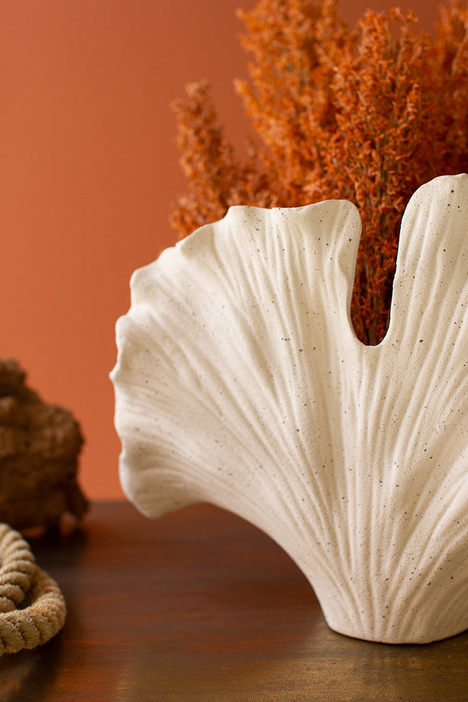 Ceramic coral vase - The Nifty Decor