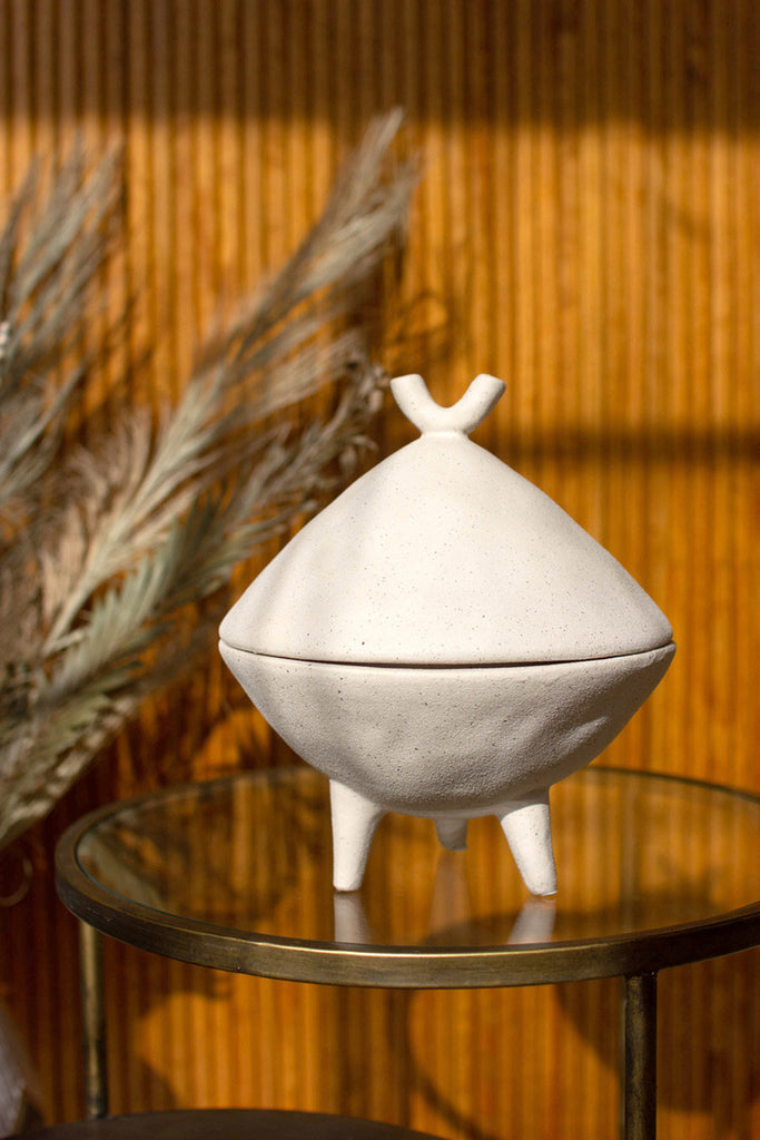 Ceramic saucer canister with three feet - Bombay Mercantile