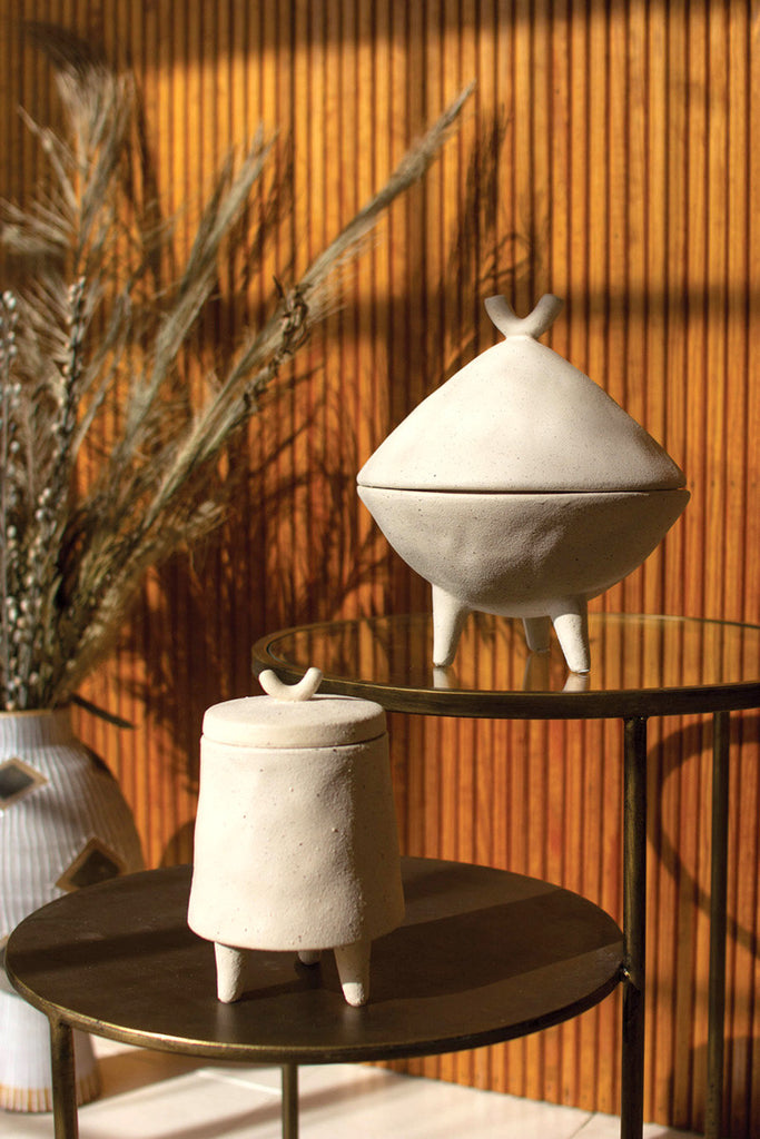 Ceramic saucer canister with three feet - Bombay Mercantile