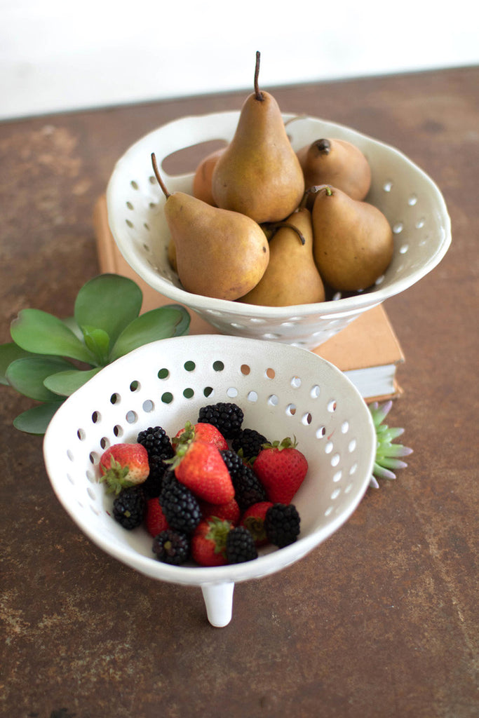 White ceramic berry bowl with a handles - Bombay Mercantile