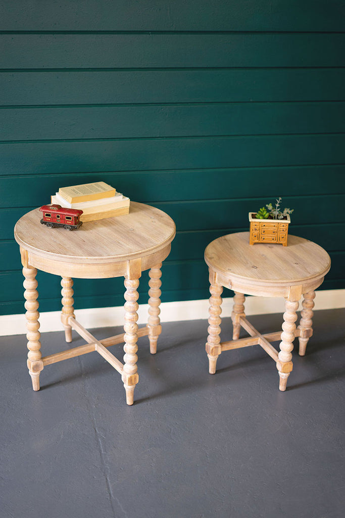 Tables with turned legs, set of 2 - The Nifty Decor