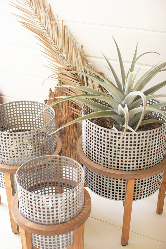 Planters with wood stands, set of 3 - The Nifty Decor