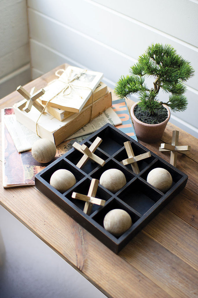 Wooden tic-tac-toe set - The Nifty Decor