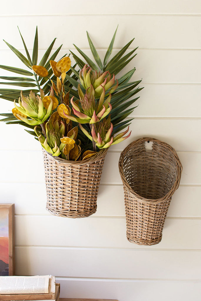 Set of 2 hanging rattan baskets - The Nifty Decor