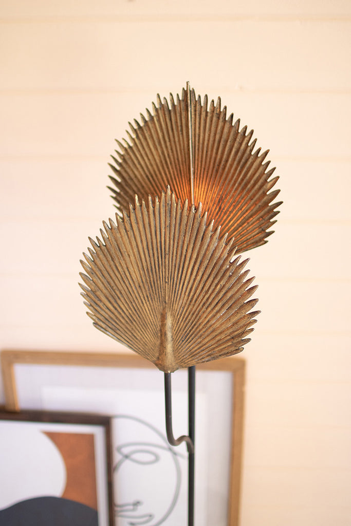 Floor lamp with antique gold leaves detail - The Nifty Decor