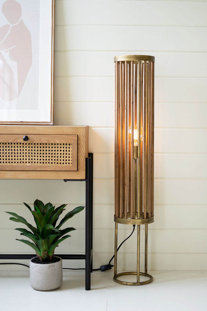 Brass floor lamp - The Nifty Decor