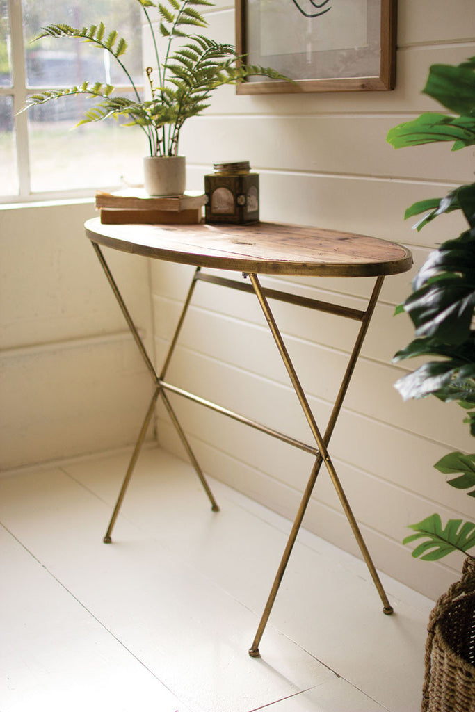 Round recycled wood & brass table - The Nifty Decor