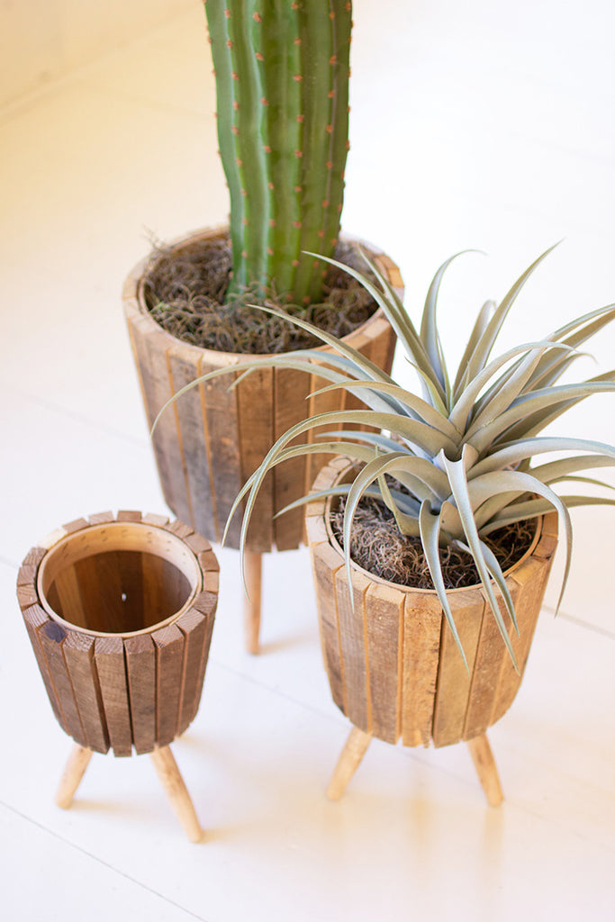 Wooden planters with legs, set of 3 - The Nifty Decor