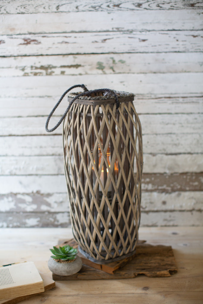 Grey square willow lantern - The Nifty Decor