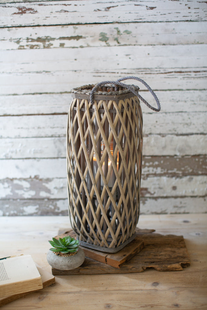 Grey square willow lantern - The Nifty Decor